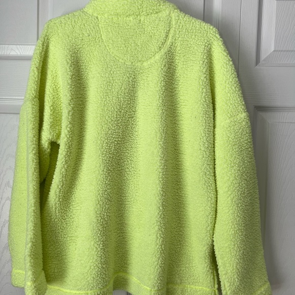 Aerie oversized Sherpa highlighter yellow - Picture 6 of 7